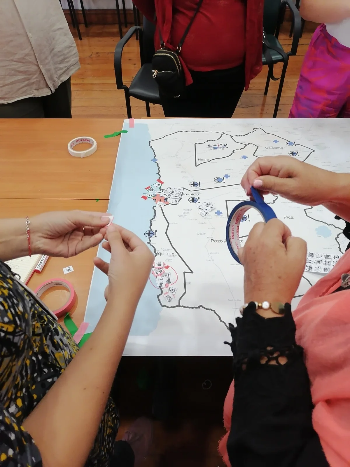 Marcación participativa sobre mapa de la región de Tarapacá